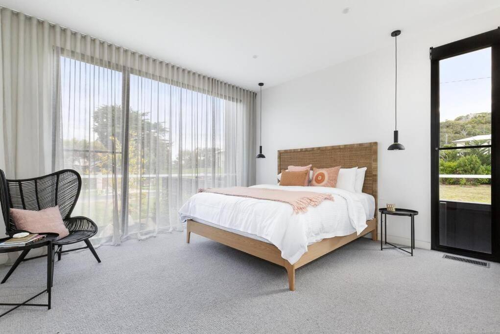 Kirks On Park - Brand New Luxury Home, Great Location Sorrento Eksteriør billede