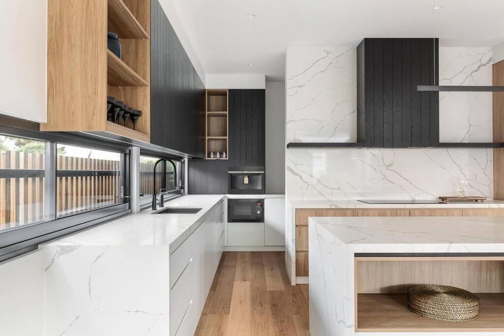 Kirks On Park - Brand New Luxury Home, Great Location Sorrento Eksteriør billede